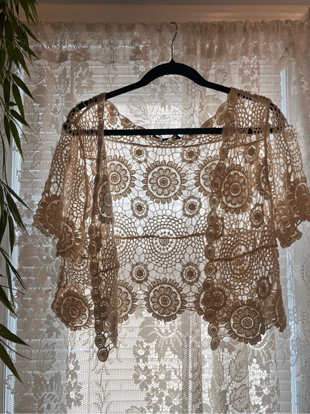 Women’s Crochet Crop Top